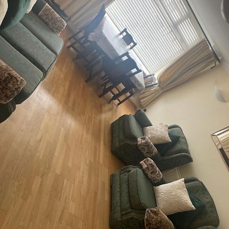 Large Townhouse With Gardens Apartment Kingscourt Exterior photo